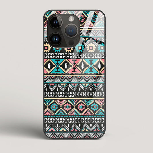 Triable pattern 03 - iPhone 15 Pro Glass Case